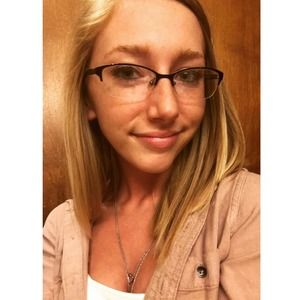 Meet your Posher, Abi